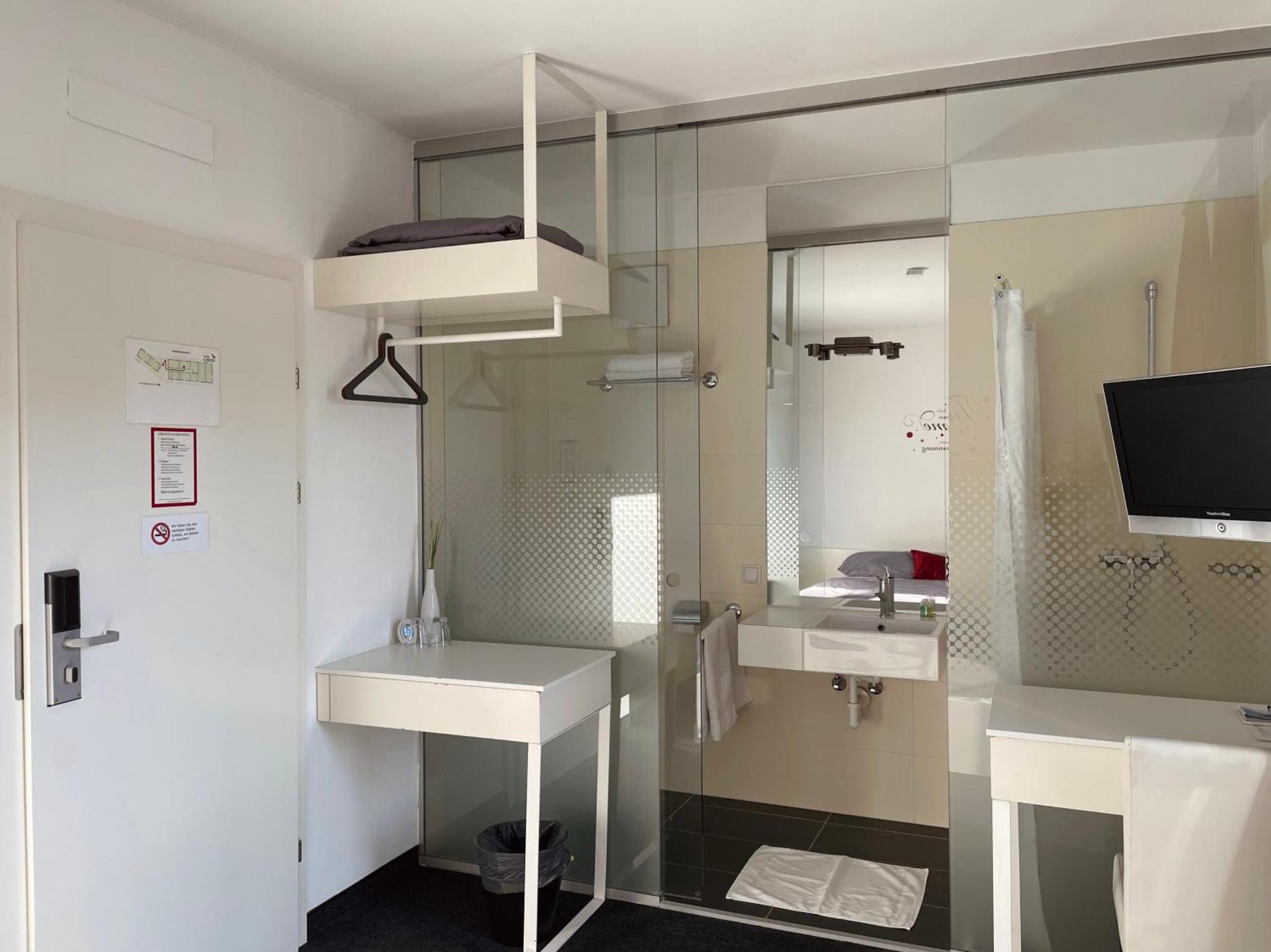 Hotel Caldor - 24H Self-Check In Muenchendorf Bilik gambar
